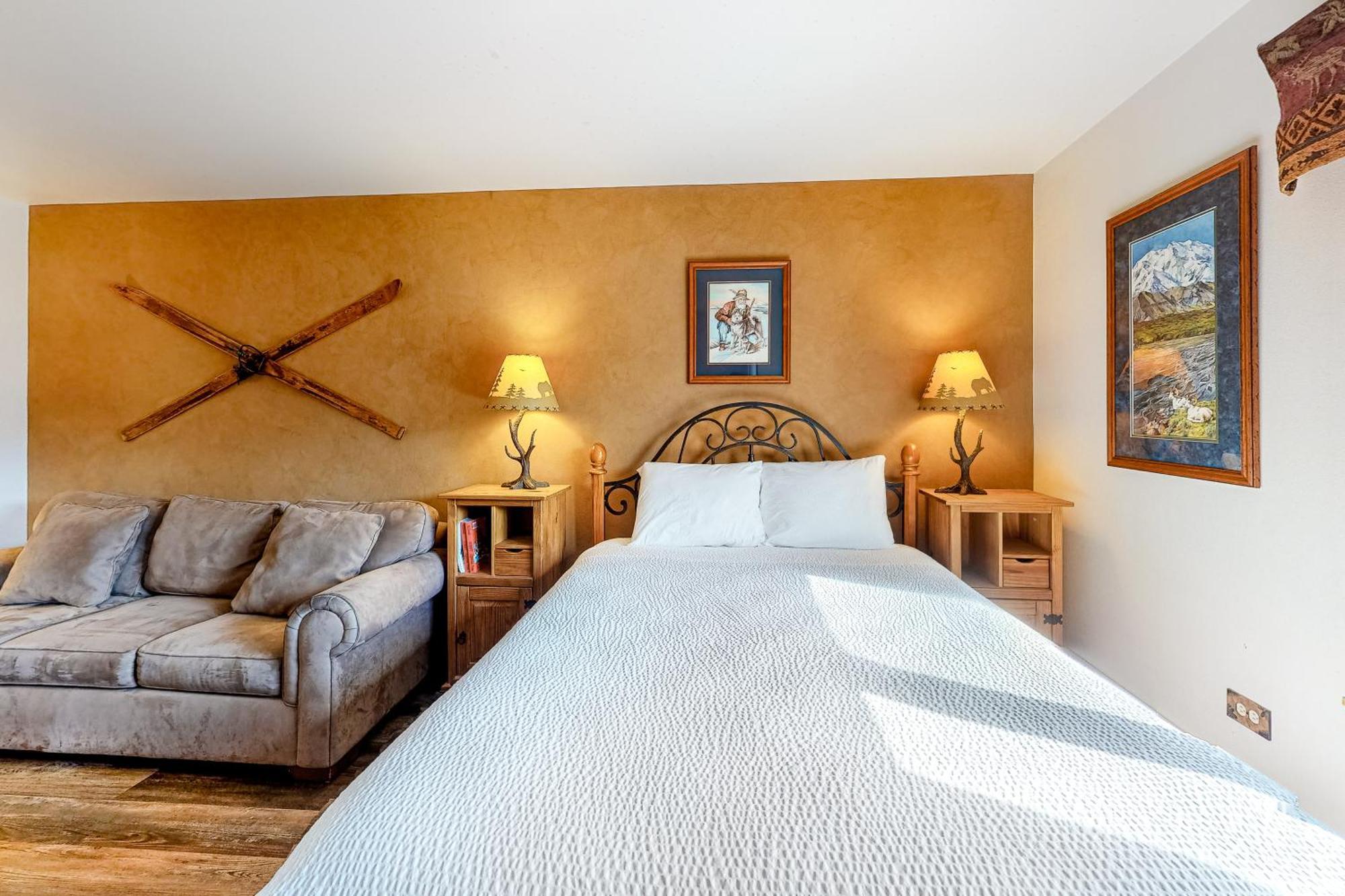 Blue River Escapade Breckenridge Room photo
